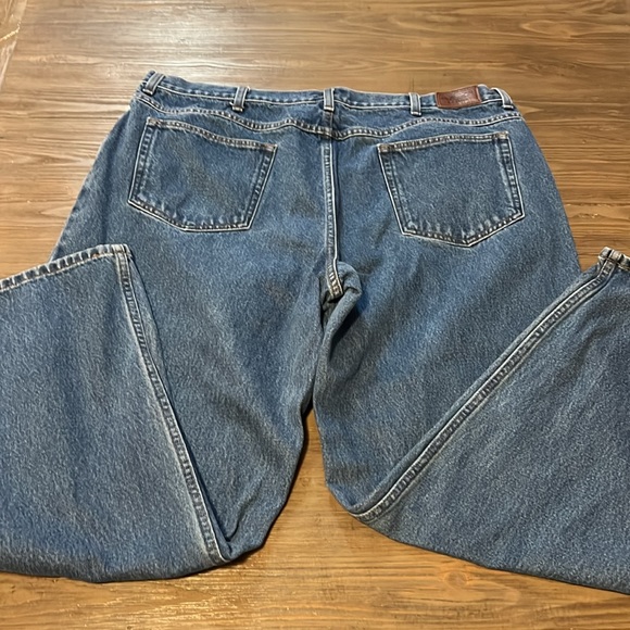 LL BEAN MENS RELAXED JEANS SZ 42X32 - Picture 4 of 5